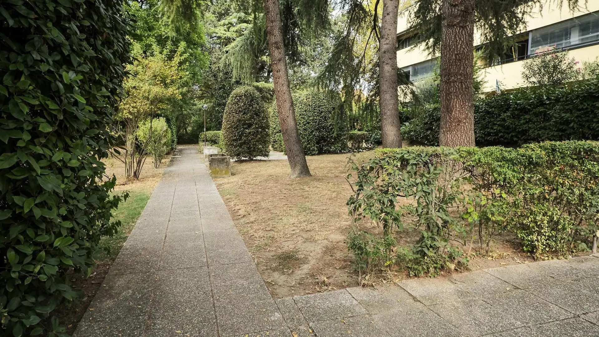 Ca'Molino Ampio Appartamento Con Giardino Privato Vicino Al Centro Storico Fiera Ospedale Stazione Centrale Aeroporto Centergross Bologna Apartment