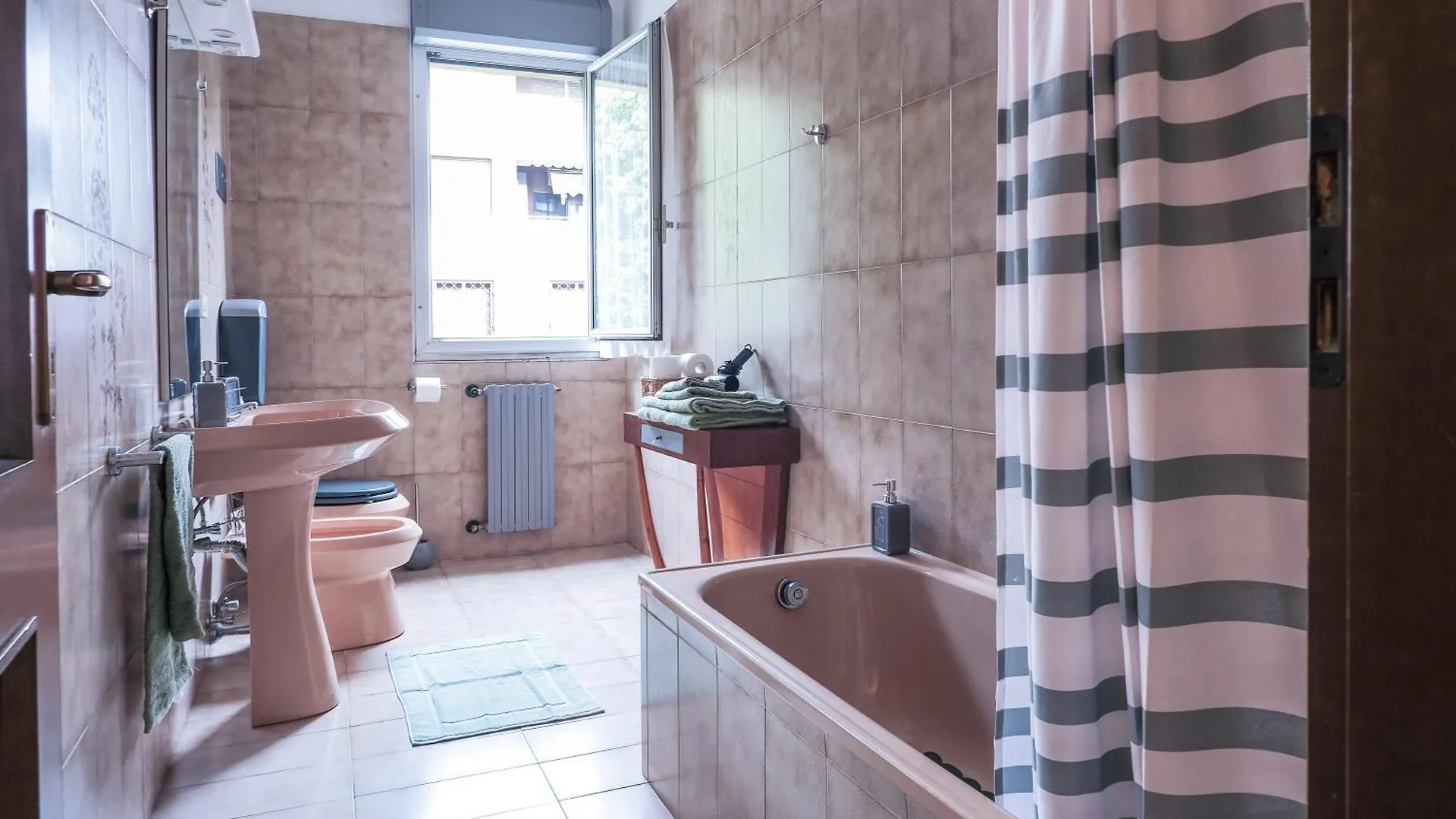 Ca'Molino Ampio Appartamento Con Giardino Privato Vicino Al Centro Storico Fiera Ospedale Stazione Centrale Aeroporto Centergross Bologna